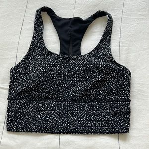 Lululemon sports bra